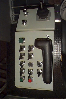 mando_izq_portico2.jpg